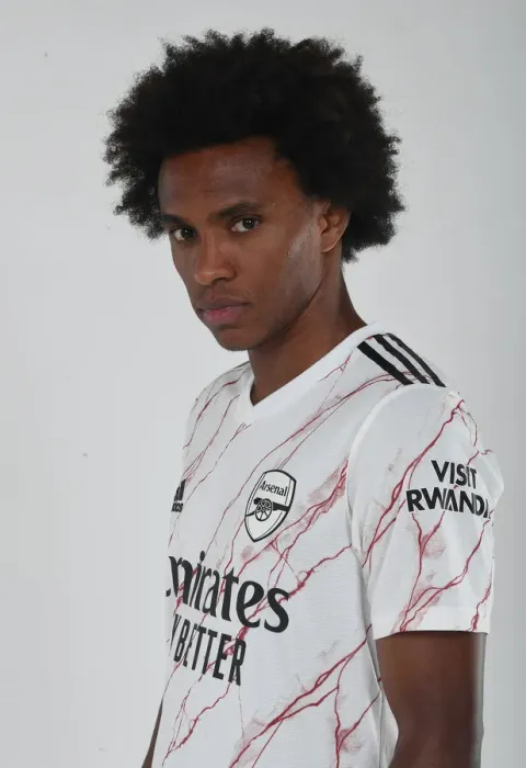 Framed Print : Arsenal Football Club: 2020-21 Team Photocall - Willian at Training Session