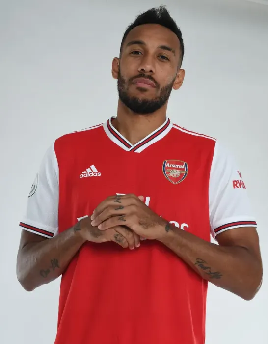 Framed Print : Arsenal Football Club: Aubameyang at 2019-2020 Team Photocall Framed Print : Arsenal Football Club: Aubameyang at 2019-2020 Team Photocall