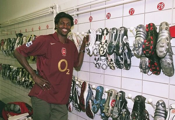 Arsenal Football Club: Emmanuel Adebayor at London Colney Training Ground, 2006