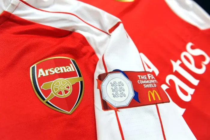 Framed Print : Arsenal Football Club: Gearing Up for Battle in the Community Shield (2015-16) - Chelsea vs. Arsenal Framed Print : Arsenal Football Club: Gearing Up for Battle in the Community Shield (2015-16) - Chelsea vs. Arsenal