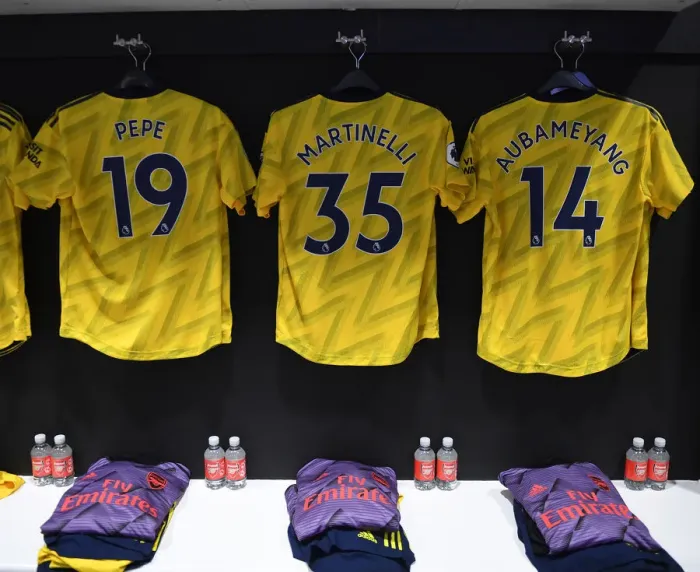 Framed Print : Arsenal Football Club: Pre-Match Gear Up - West Ham United vs Arsenal (2019-20)