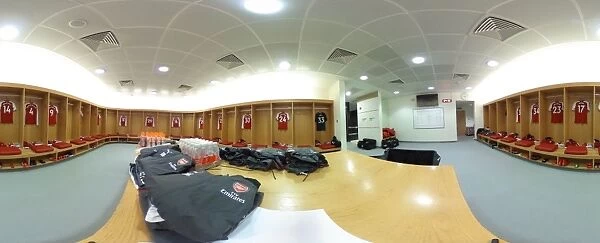 Arsenal Football Club: Pre-Match Huddle in the Changing Room (Arsenal vs Chelsea, Premier League 2017-18)