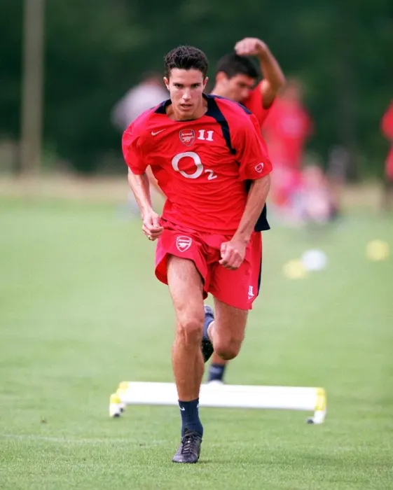 Framed Print : Arsenal Football Club: Training with Robin van Persie, Austria 2004 Framed Print : Arsenal Football Club: Training with Robin van Persie, Austria 2004