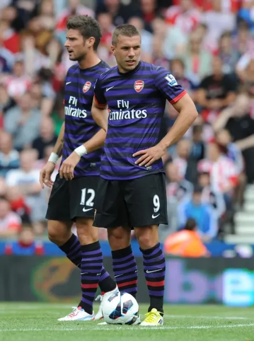 Framed Print : Arsenal Forwards Olivier Giroud and Lukas Podolski in Action at Stoke City (2012-13) Framed Print : Arsenal Forwards Olivier Giroud and Lukas Podolski in Action at Stoke City (2012-13)