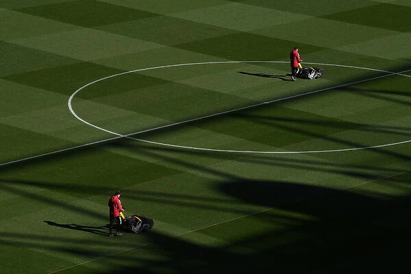 Arsenal: Gameday Preparation - The Emirates Stadium Groundsmen at Work (2021-22) (Arsenal vs Aston Villa)