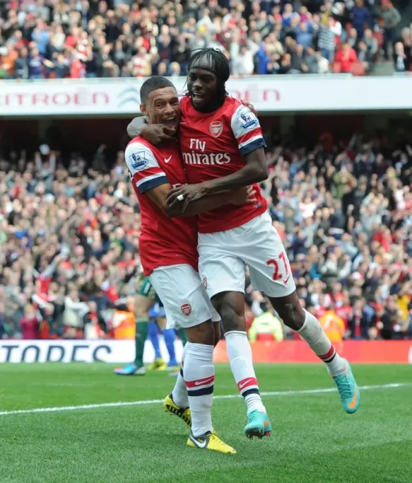 Framed Print : Arsenal: Gervinho and Oxlade-Chamberlain's Unforgettable Goal Celebration vs. Chelsea (2012-13) Framed Print : Arsenal: Gervinho and Oxlade-Chamberlain's Unforgettable Goal Celebration vs. Chelsea (2012-13)