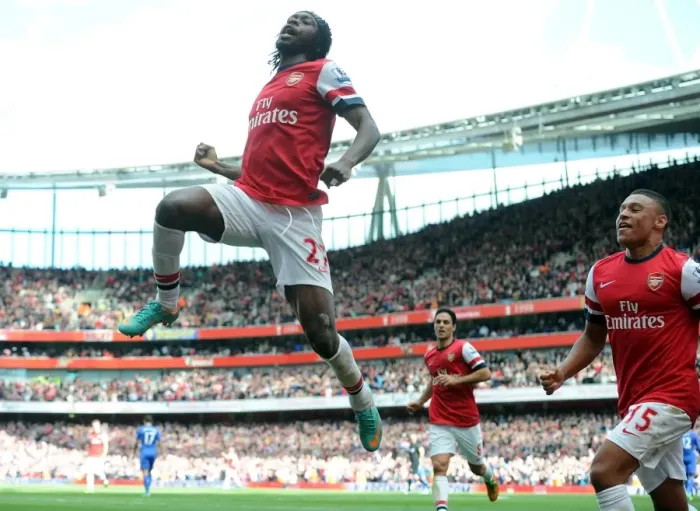 Framed Print : Arsenal: Gervinho and Oxlade-Chamberlain's Unforgettable Goal Celebration vs. Chelsea (2012-13) Framed Print : Arsenal: Gervinho and Oxlade-Chamberlain's Unforgettable Goal Celebration vs. Chelsea (2012-13)