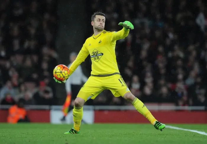 Framed Print : Former Arsenal Goalkeeper Lukasz Fabianski Returns: Arsenal vs Swansea City (2015-16) Framed Print : Former Arsenal Goalkeeper Lukasz Fabianski Returns: Arsenal vs Swansea City (2015-16)