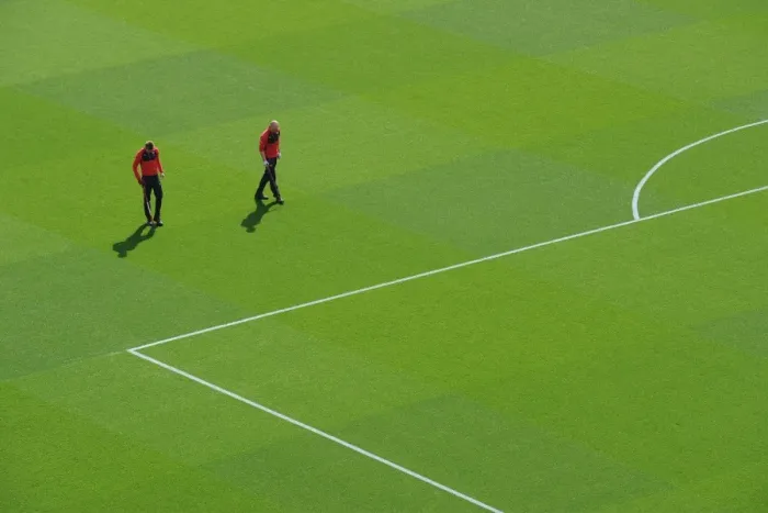Framed Print : Arsenal Grounds Team Preparing Emirates Stadium Pitch for Arsenal vs West Bromwich Albion (2015-16)