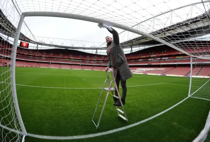Framed Print : Arsenal Groundsman Prepares for Arsenal v Crystal Palace Match, Premier League 2016-17 Framed Print : Arsenal Groundsman Prepares for Arsenal v Crystal Palace Match, Premier League 2016-17
