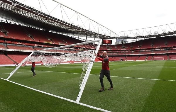 Arsenal: Groundsmen Prepare for Arsenal v Leicester City Premier League Clash