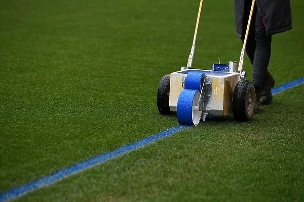 Arsenal Groundstaff Ready the Blue Turf for Arsenal vs. Manchester City Showdown (2017-18)
