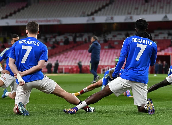 Arsenal Honors David Rocastle: Players Wear Iconic Kits During Warm-Up vs Liverpool (2020-21)