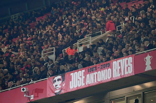 Arsenal Honors Jose Antonio Reyes with Emotional Tribute Banner vs. Vitoria Guimaraes (2019)