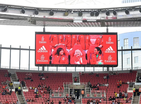 Arsenal Honors Maria Petri Before Arsenal vs Sevilla Pre-Season Friendly at Emirates Stadium