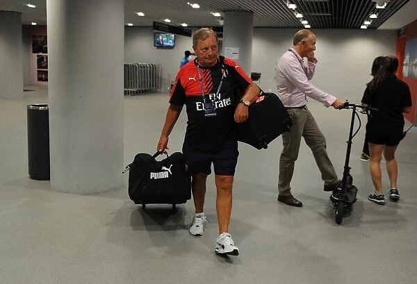 Arsenal Kit Manager Vic Akers Gears Up for Arsenal v Singapore XI at 2015 Barclays Asia Trophy