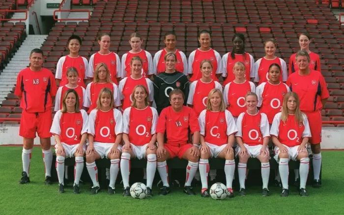 Framed Print : Arsenal Ladies. Arsenal Ladies Team Photo-call. Arsenal Stadium, Highbury, London, 7  /  8  /  2002