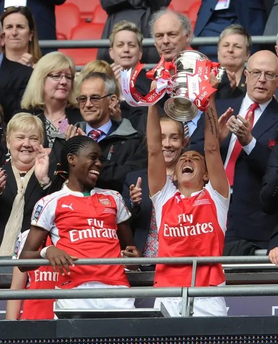 Framed Print : Arsenal Ladies Celebrate FA Cup Victory: Fara Williams and Asisat Oshoala Lift the Trophy