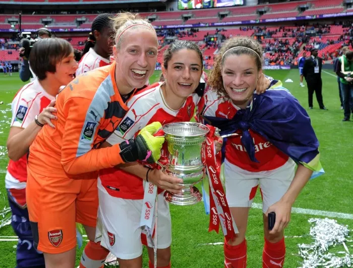 Framed Print : Arsenal Ladies Celebrate FA Cup Victory: Triumphant Moment with Van Veenendaal, Van de Donk, and Janssen