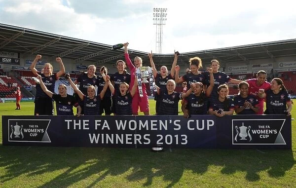 Arsenal Ladies Celebrate FA Women's Cup Victory (2013)