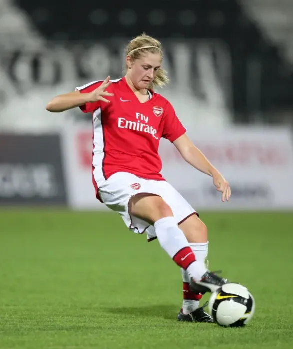 Framed Print : Arsenal Ladies Crush POAK Thessaloniki 9-0: Laura Coombs Unforgettable Performance