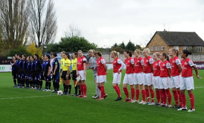 Framed Print : Arsenal Ladies Crush Rayo Vallecano in UEFA Women's Champions League: 5-1 Victory