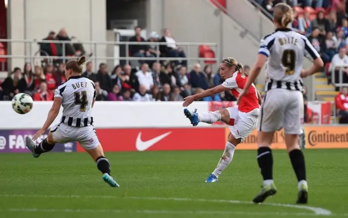 Framed Print : Arsenal Ladies Defeat Notts County in FA WSL Continental Cup Final: Jordan Hobbs Scores the Decisive Goal (1 / 11 / 2015)