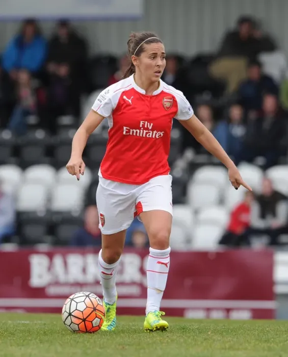 Framed Print : Arsenal Ladies Defy Notts County Ladies in FA Cup Quarterfinals: Fara Williams Scores the Winning Penalty