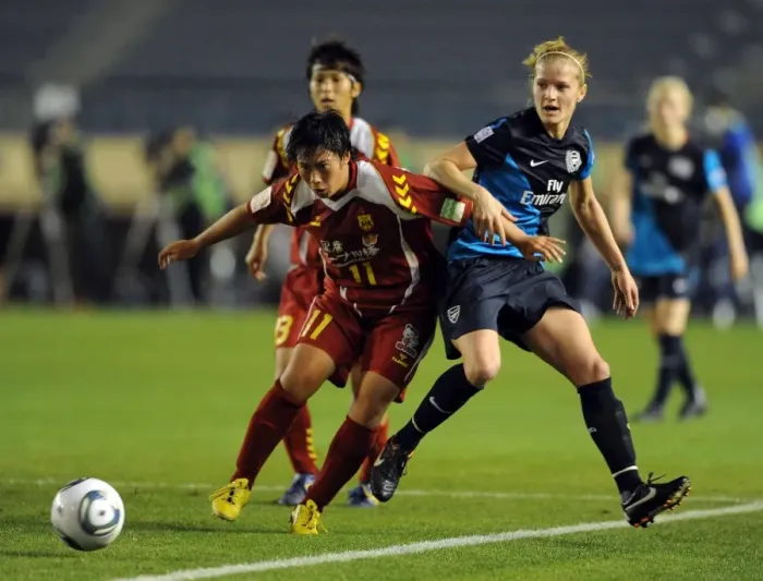 Framed Print : Arsenal Ladies and INAC Kobe Draw 1-1 in Charity Match at Nishigaoka Stadium, Tokyo: Katie Chapman vs. Megumi Takase Framed Print : Arsenal Ladies and INAC Kobe Draw 1-1 in Charity Match at Nishigaoka Stadium, Tokyo: Katie Chapman vs. Megumi Takase