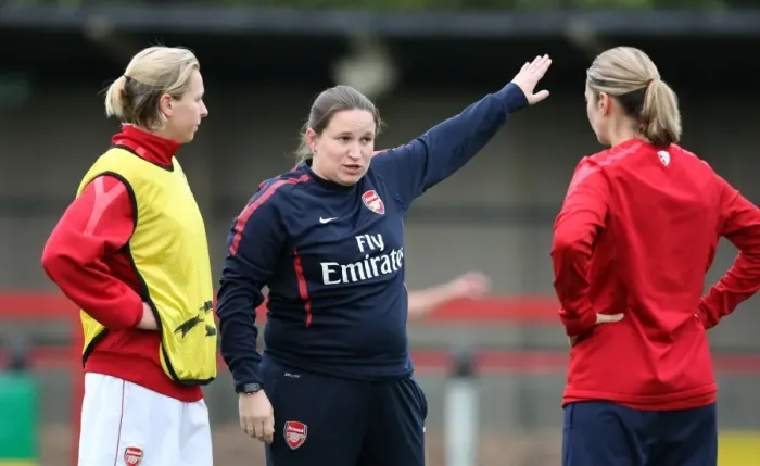Framed Print : Arsenal Ladies Manager Laura Harvey. Arsenal Ladies 9: 0 ZFK Masinac. UEFA Womens Champions League