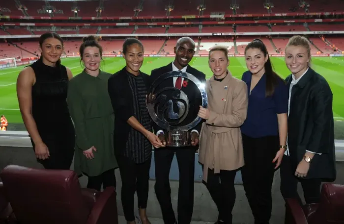 Framed Print : Arsenal Ladies and Mo Farah Celebrate Continental Cup Victory Together Ahead of Arsenal vs. Tottenham Match