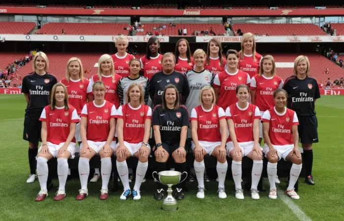 Framed Print : Arsenal Ladies Team. Arsenal 1st Team Photocall and Membersday. Emirates Stadium, 5  /  8  /  10