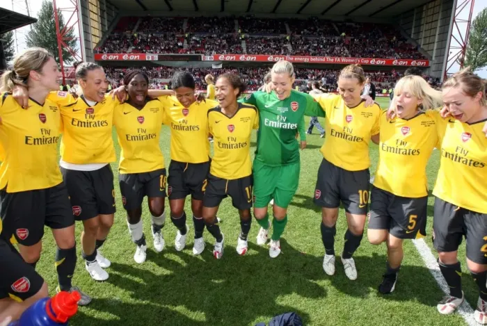 Framed Print : Arsenal Ladies Triumph: 4-1 FA Cup Victory over Charlton Athletic