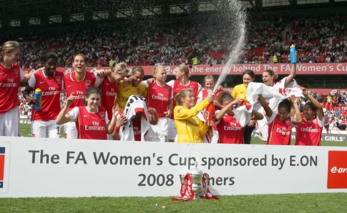 Framed Print : Arsenal Ladies Triumph: 4-1 FA Cup Victory over Leeds United