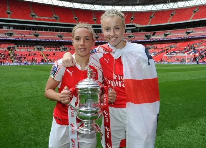 Framed Print : Arsenal Ladies Triumph in FA Cup Final: Nobbs and Williamson Raise the Trophy