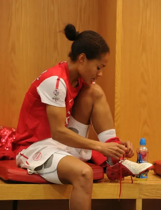 Framed Print : Arsenal Ladies vs Chelsea LFC: Rachel Yankey's Pre-Match Routine at Emirates Stadium Framed Print : Arsenal Ladies vs Chelsea LFC: Rachel Yankey's Pre-Match Routine at Emirates Stadium