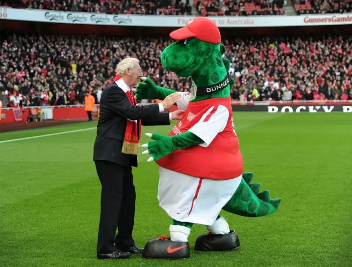Framed Print : Arsenal Legend Bob Wilson Meets Young Gunner Before Arsenal vs. Everton (2011-12)