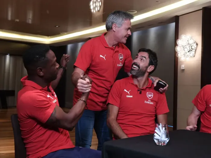 Framed Print : Arsenal Legends Reunite: A Battle with Real Madrid Legends in Madrid Framed Print : Arsenal Legends Reunite: A Battle with Real Madrid Legends in Madrid