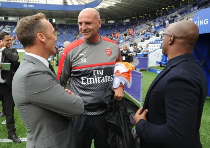 Framed Print : Arsenal Legends Reunite: Bould, Dixon, and Wright at Leicester City Match (2016-17) Framed Print : Arsenal Legends Reunite: Bould, Dixon, and Wright at Leicester City Match (2016-17)