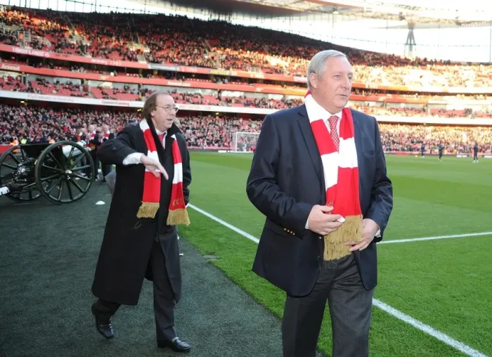 Framed Print : Arsenal Legends Reunite: A Nostalgic Encounter - Arsenal vs. Everton, Premier League, 2011-12 Framed Print : Arsenal Legends Reunite: A Nostalgic Encounter - Arsenal vs. Everton, Premier League, 2011-12