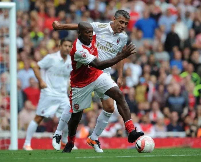 Framed Print : Arsenal Legends vs. Milan Glorie: A Battle of Football Legends at Emirates Stadium Framed Print : Arsenal Legends vs. Milan Glorie: A Battle of Football Legends at Emirates Stadium