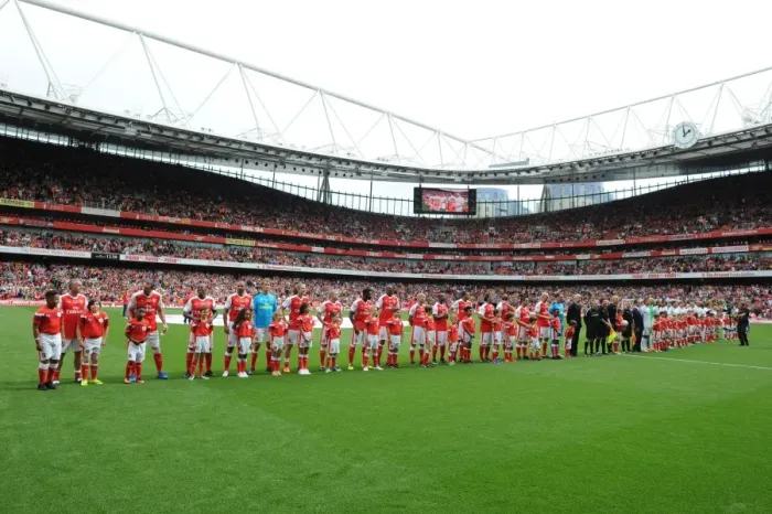 Framed Print : Arsenal Legends vs. Milan Glorie: A Football Clash at Emirates Stadium