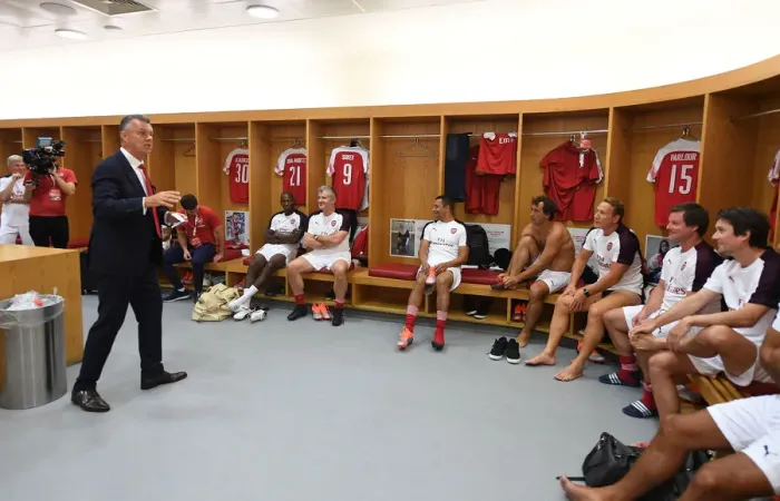 Framed Print : Arsenal Legends vs Real Madrid Legends: A Classic Encounter Revisited - David O'Leary Reunites Football Greats at Emirates Stadium