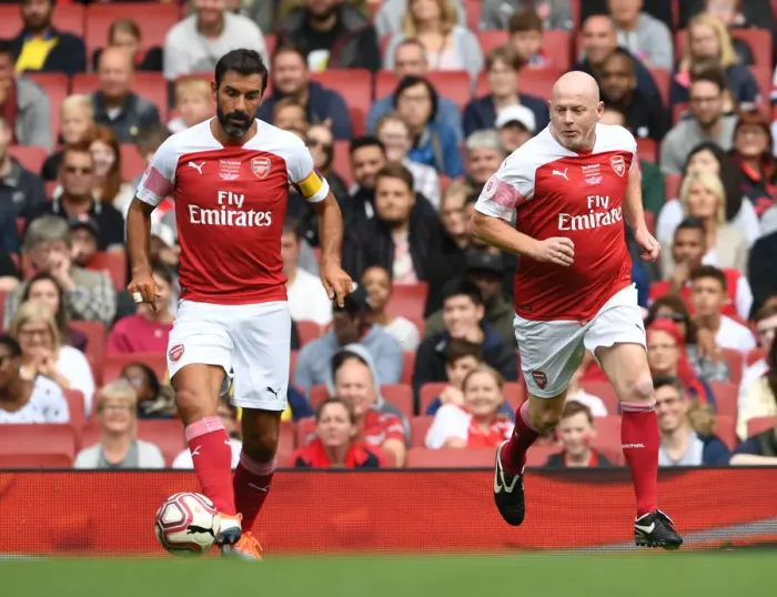 Framed Print : Arsenal Legends vs Real Madrid Legends: A Clash of Football Greats (2018-19) Framed Print : Arsenal Legends vs Real Madrid Legends: A Clash of Football Greats (2018-19)