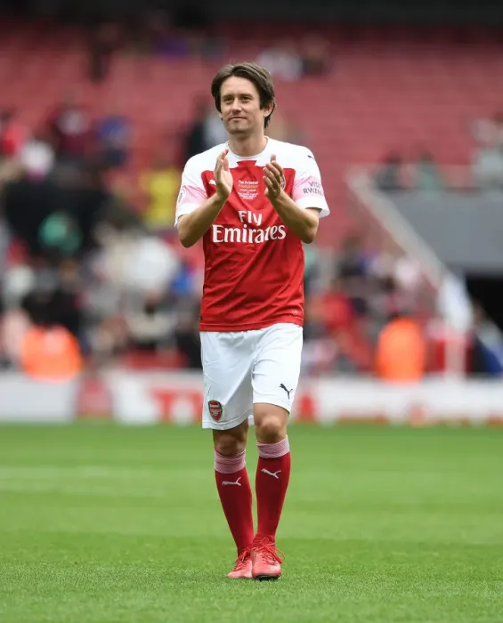 Framed Print : Arsenal Legends vs Real Madrid Legends: Rosicky's Emirates Return Framed Print : Arsenal Legends vs Real Madrid Legends: Rosicky's Emirates Return