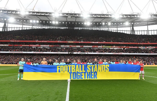 Arsenal and Leicester Players Unite for Ukraine: Premier League Show of Support (Arsenal v Leicester City, 2021-22)