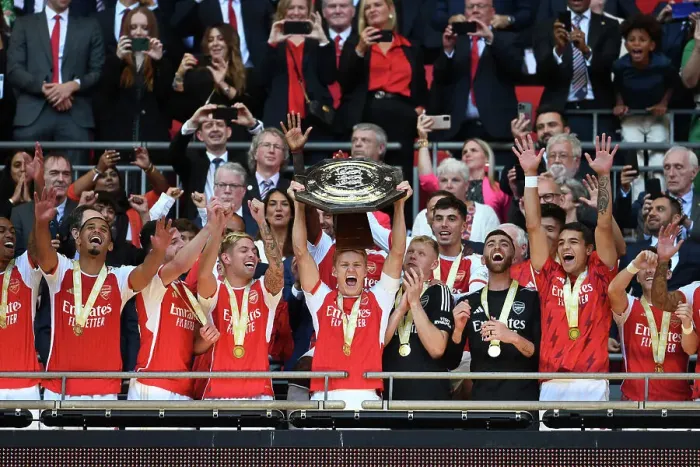 Framed Print : Arsenal Lift the Community Shield: Manchester City vs Arsenal, 2023-24 Framed Print : Arsenal Lift the Community Shield: Manchester City vs Arsenal, 2023-24