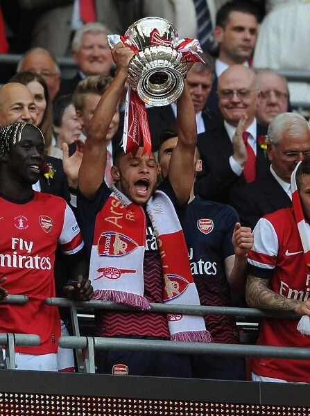 Arsenal Lifts FA Cup: Alex Oxlade-Chamberlain Celebrates Victory over Hull City