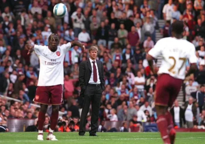Framed Print : Arsenal Manager Arsene Wenger