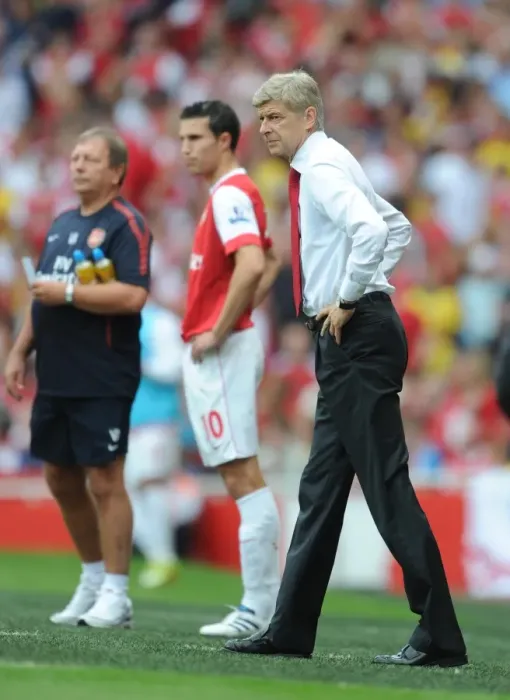 Framed Print : Arsenal manager Arsene Wenger. Arsenal 6: 0 Blackpool, Barclays Premier League Framed Print : Arsenal manager Arsene Wenger. Arsenal 6: 0 Blackpool, Barclays Premier League